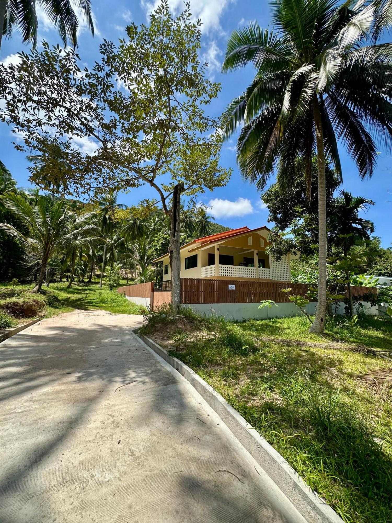 Tropical Thai Villa โฉลกหลำ ภายนอก รูปภาพ